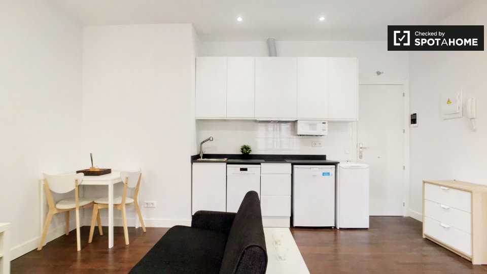 Apartment mono Madrid, 38m² — photo 10