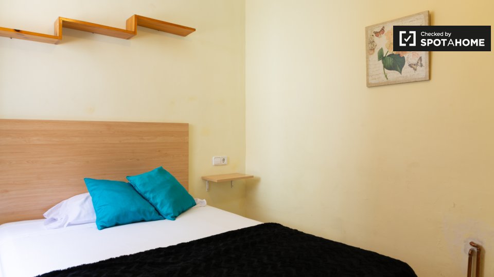 Double room Barcelona, 9 beds — photo 2