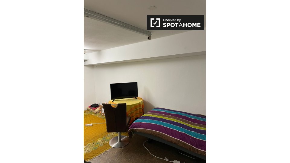 Double room Berlin, 4 beds, 40m² — photo 7
