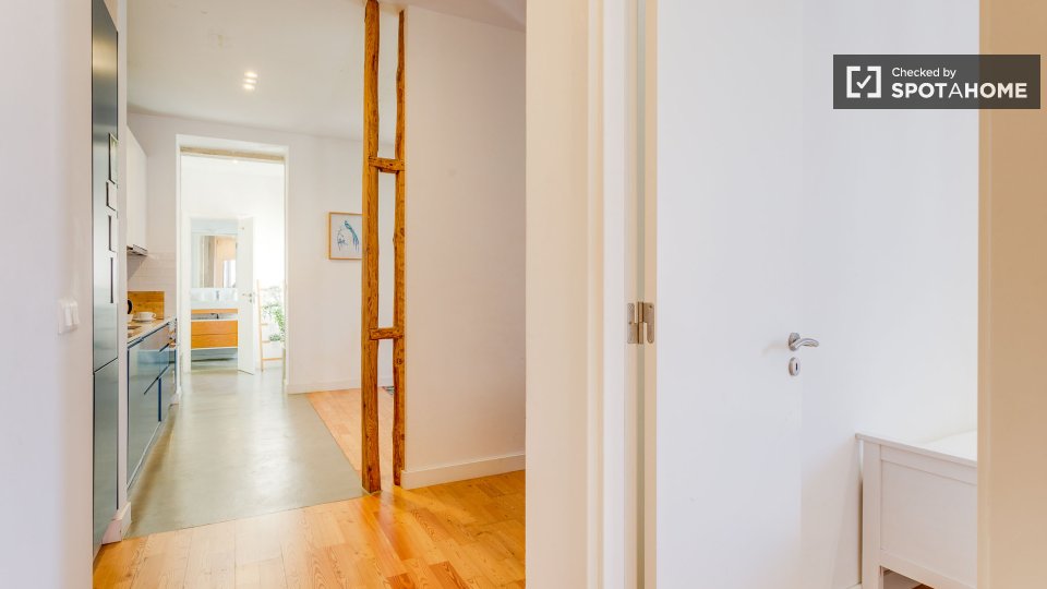 Apartment Lisbon, 2 beds — photo 32