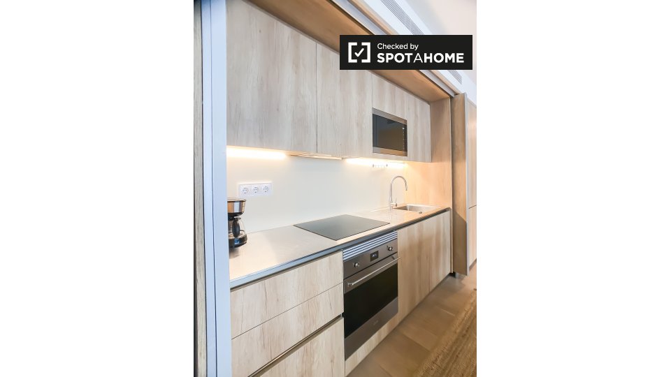Apartment Lisbon, 2 beds — photo 8