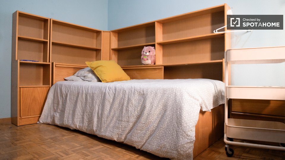 Double room Madrid, 4 beds — photo 18