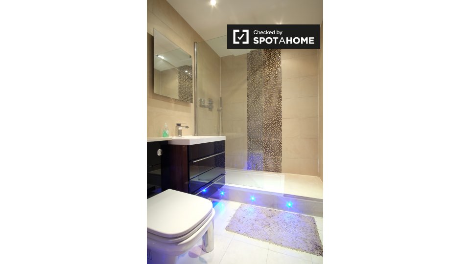 Double room London, 4 beds — photo 11