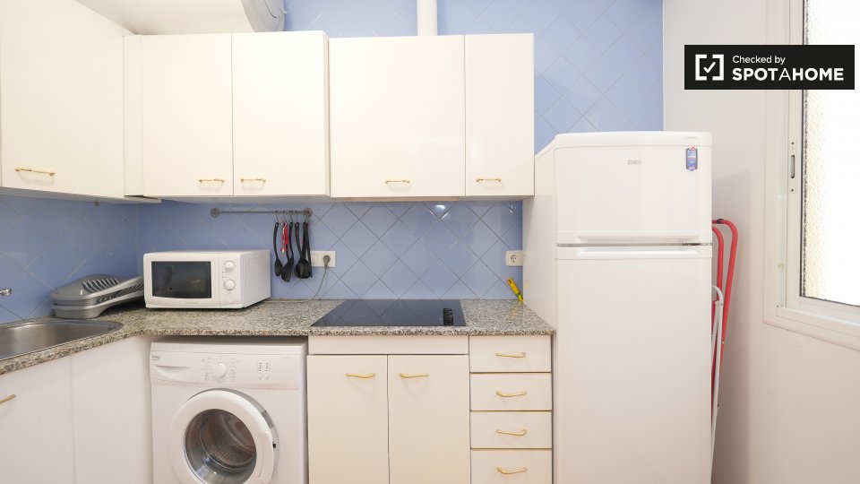 Double room Barcelona, 2 beds, 50m² — photo 8
