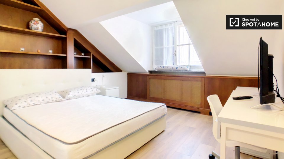 Double room Milan, 8 beds, 300m² — photo 1