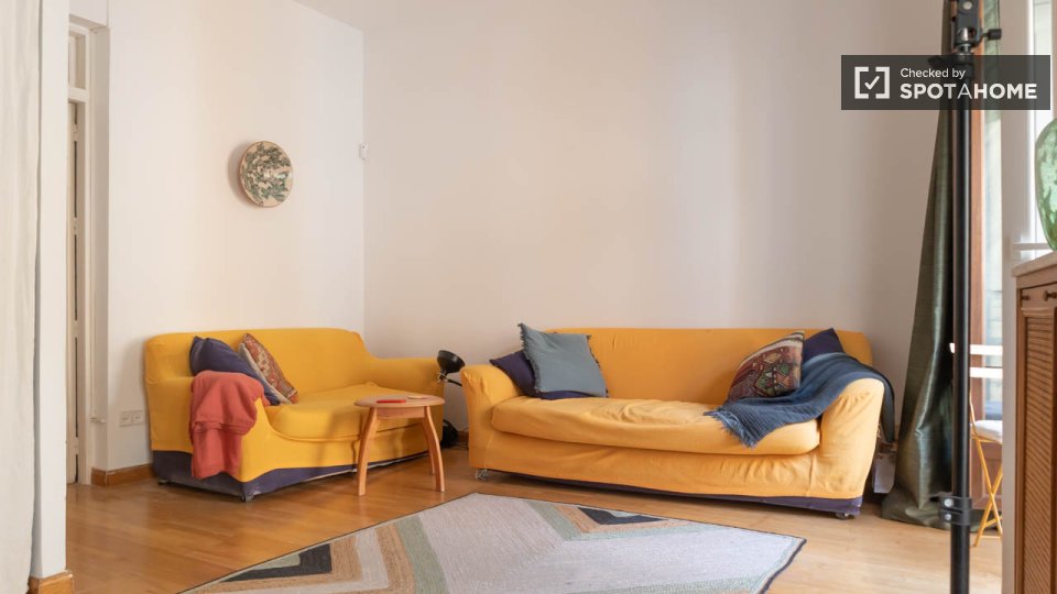 Double room Madrid, 2 beds — photo 6