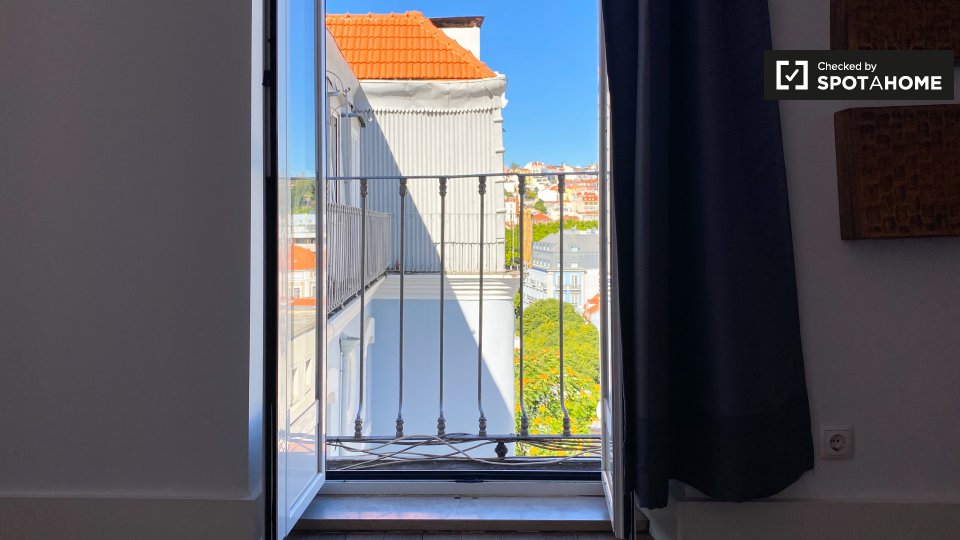 Apartment Lisbon, 1 bed — photo 12