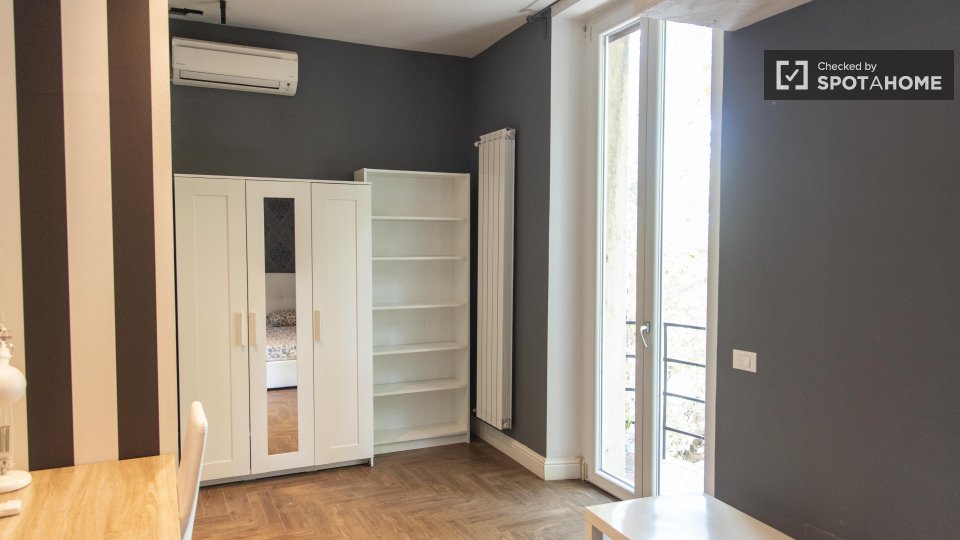Double room Rome, 4 beds — photo 8
