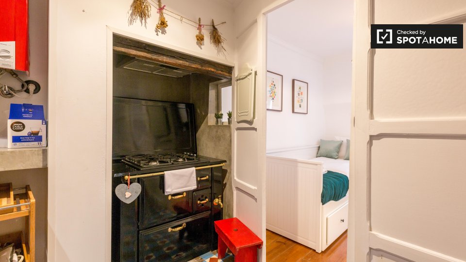 Apartment Lisbon, 2 beds — photo 7