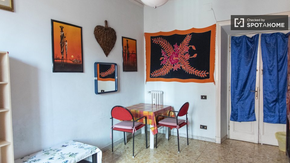 Double room Rome, 4 beds, 90m² — photo 26