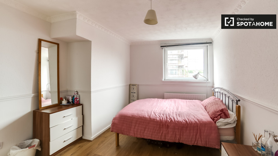 Double room London, 4 beds — photo 1