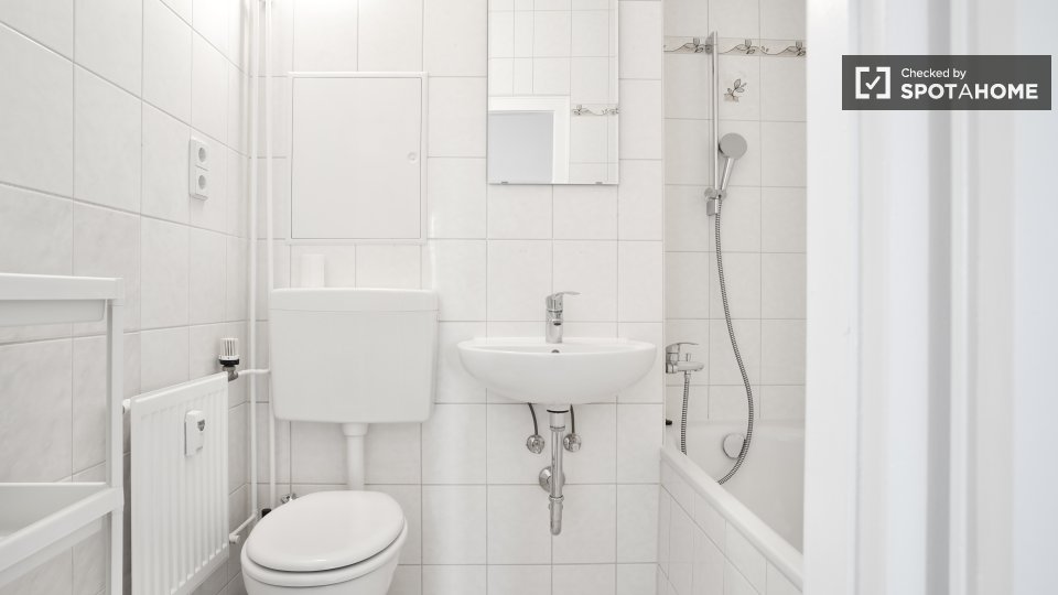 Double room Berlin, 4 beds, 67m² — photo 27