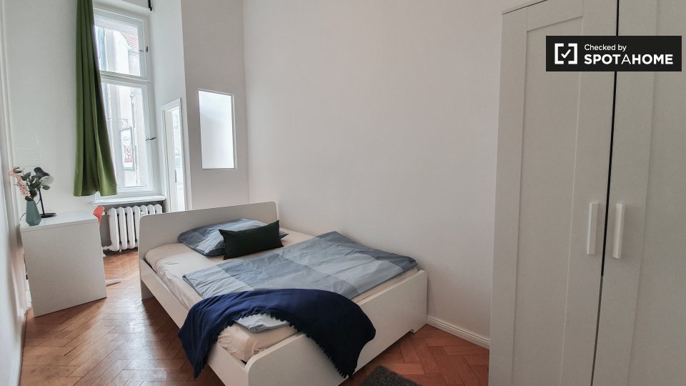 Double room Berlin, 5 beds — photo 3