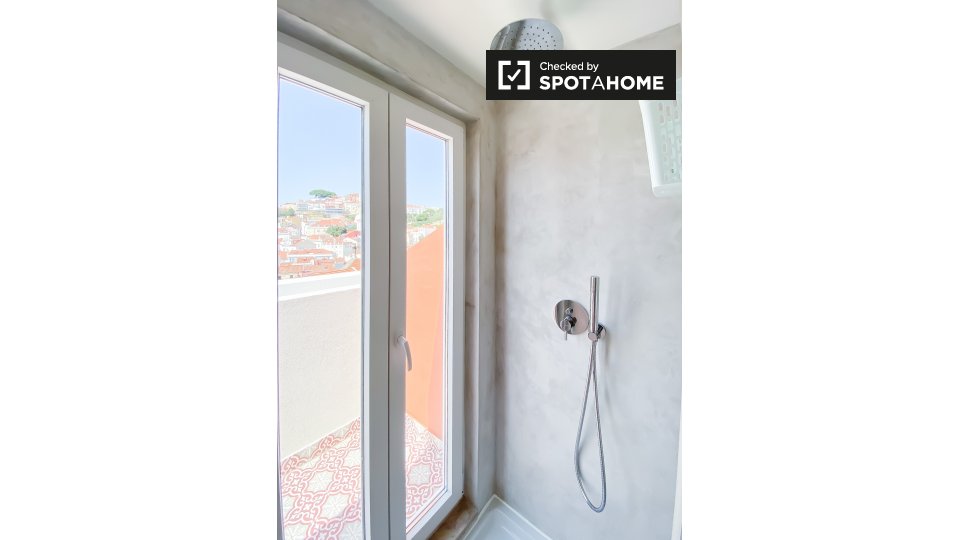 Apartment Lisbon, 2 beds — photo 16