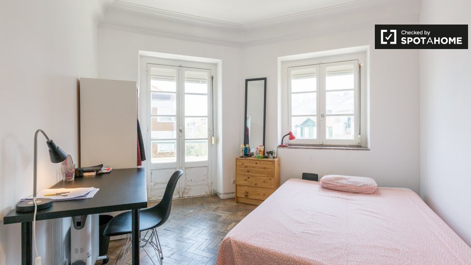 Double room Lisbon, 7 beds, 100m² — photo 3