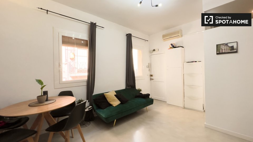 Apartment Barcelona, 1 bed, 40m² — photo 15