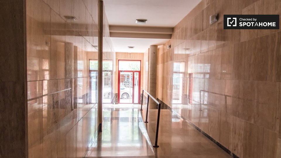 Apartment Valencia, 1 bed, 60m² — photo 11