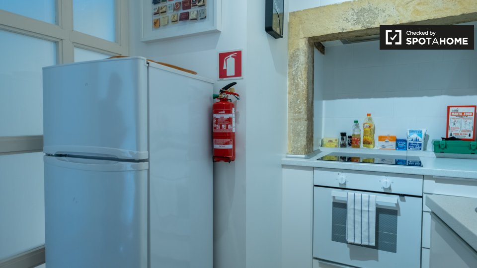 Apartment Lisbon, 1 bed — photo 8