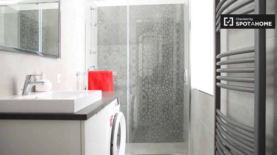 Apartment Budapest, 2 beds, 51m² — photo 15