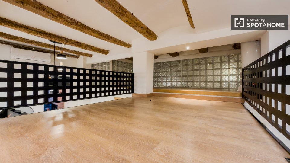 Apartment Barcelona, 1 bed — photo 29