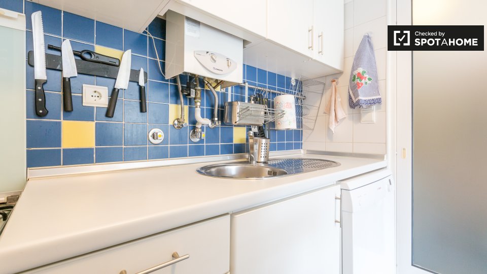 Apartment Lisbon, 1 bed, 55m² — photo 10