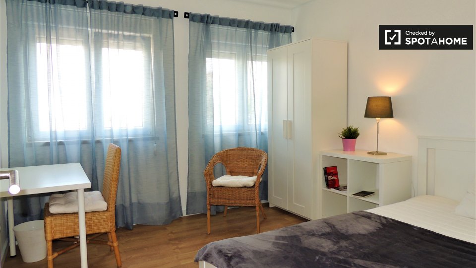 Double room Lisbon, 4 beds, 100m² — photo 22