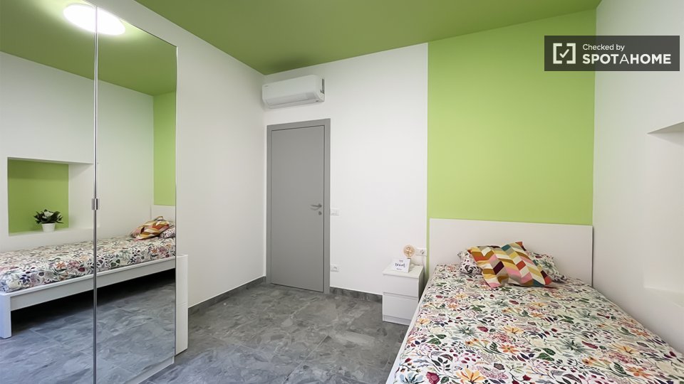 Habitación doble Milán, 9 habitaciones — foto 11