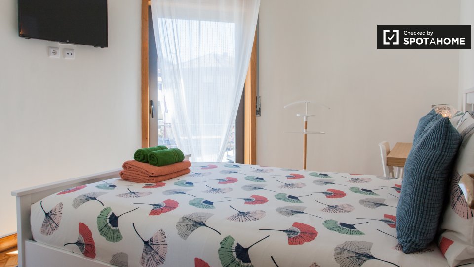 Double room Porto, 5 beds, 300m² — photo 7