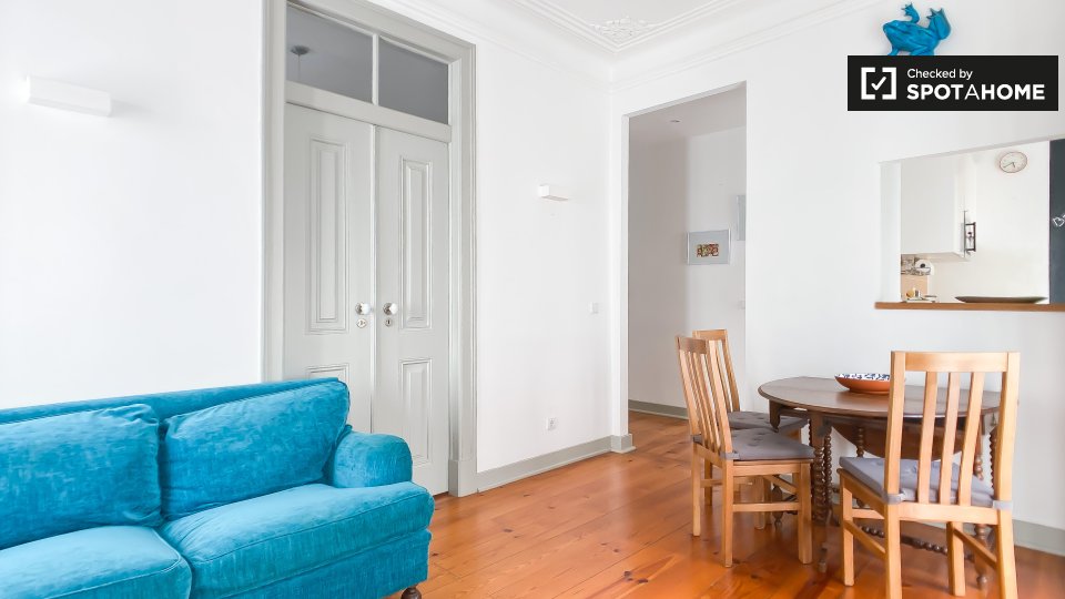Apartment Lisbon, 2 beds, 70m² — photo 17