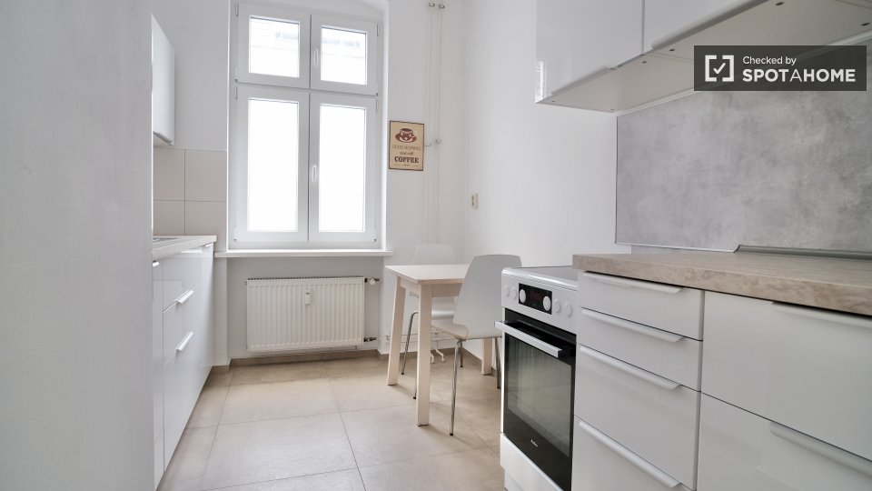 Double room Berlin, 2 beds, 53m² — photo 19