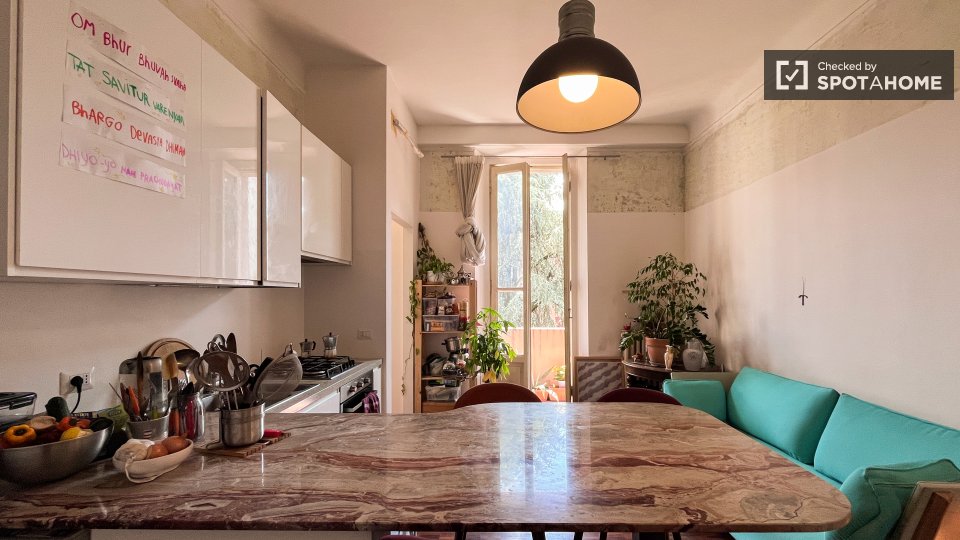 Double room Milan, 2 beds, 73m² — photo 13