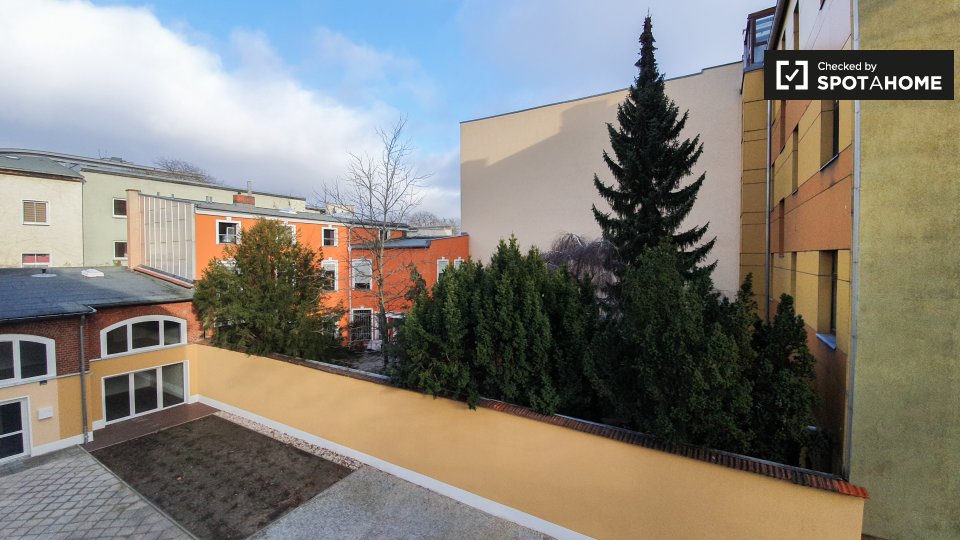 Double room Berlin, 2 beds, 40m² — photo 14