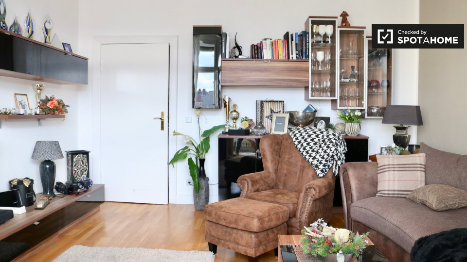 Apartment Berlin, 1 bed, 75m² — photo 1