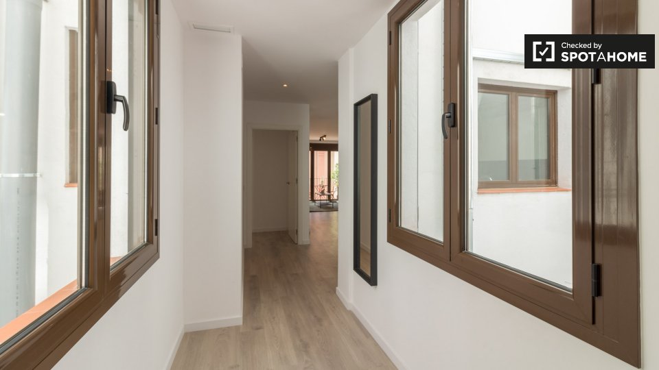 Apartment Barcelona, 3 beds — photo 13