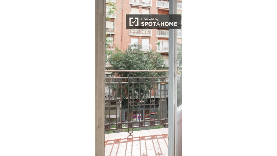 Double room Madrid, 10 beds — photo 15