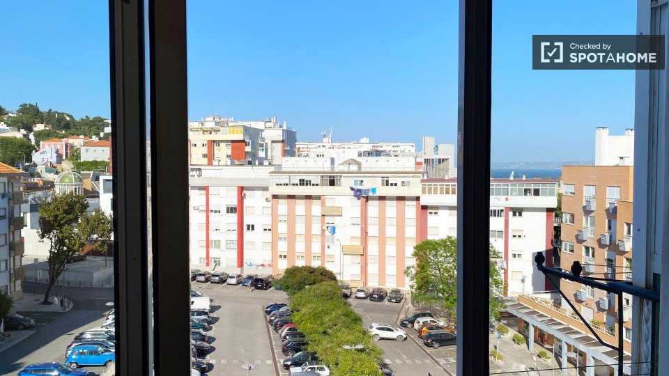 Apartment mono Lisbon, 55m² — photo 59