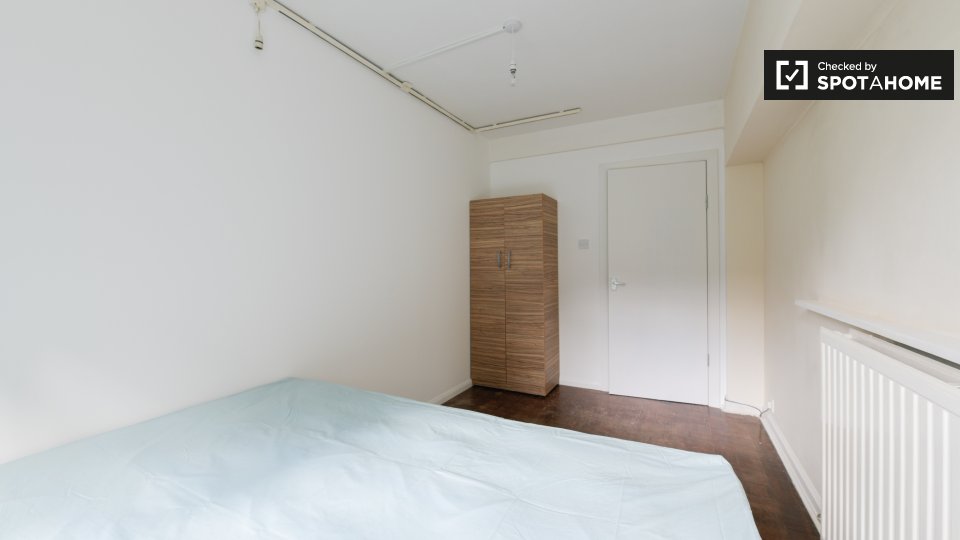 Double room London, 4 beds — photo 17