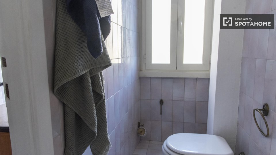 Double room Rome, 3 beds — photo 1