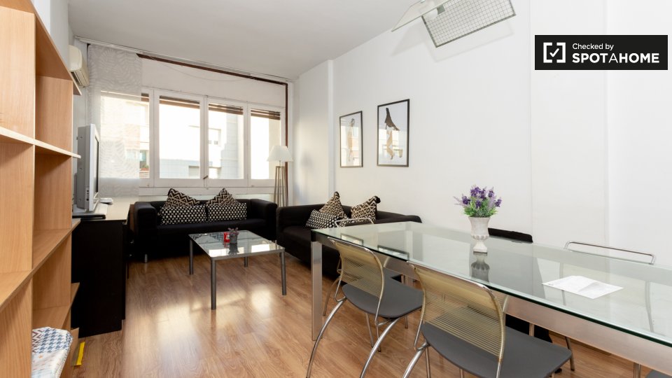 Double room Barcelona, 4 beds, 90m² — photo 11
