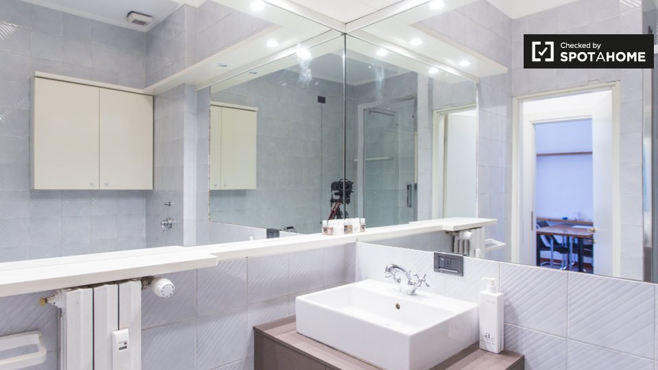 Apartment Milan, 1 bed — photo 13