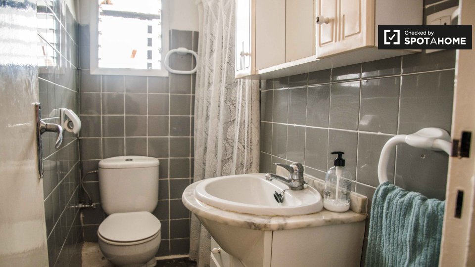 Double room Valencia, 4 beds, 129m² — photo 6