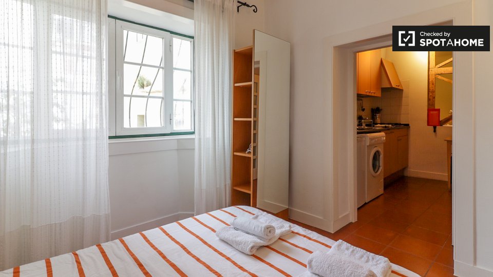 Apartment Lisbon, 1 bed, 35m² — photo 17