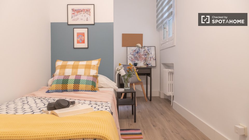 Double room Madrid, 10 beds — photo 3