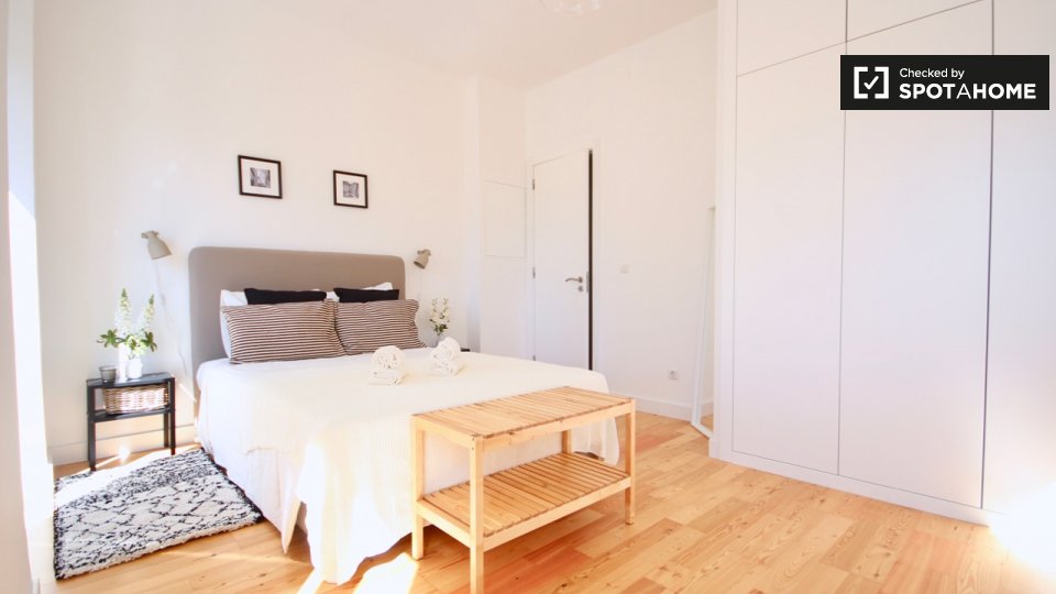 Apartment Lisbon, 2 beds — photo 16