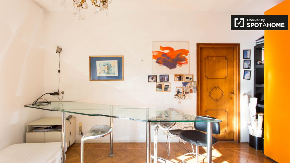 Double room Milan, 2 beds — photo 1