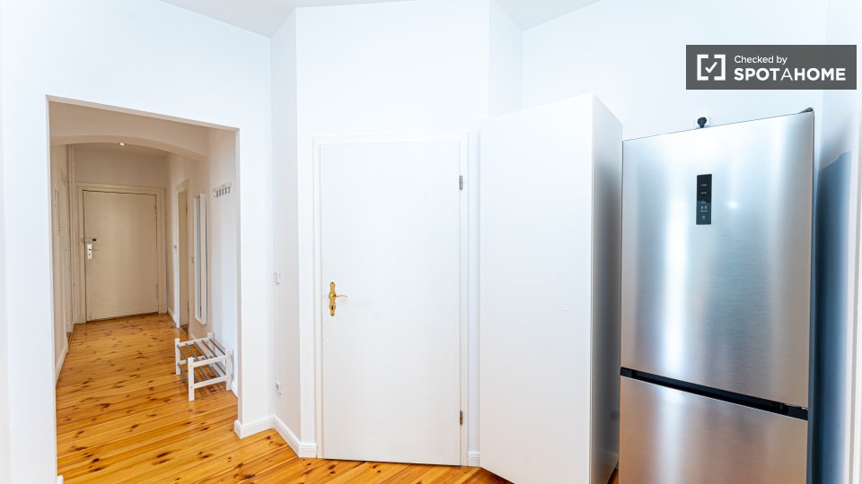 Double room Berlin, 5 beds, 124m² — photo 14