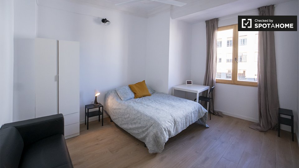 Double room Valencia, 6 beds — photo 3
