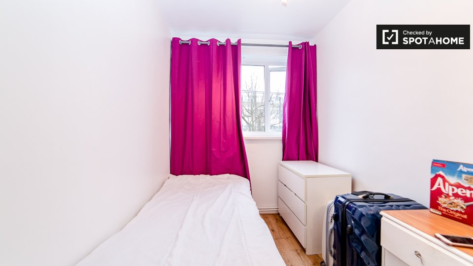 Double room London, 5 beds, 72m² — photo 16