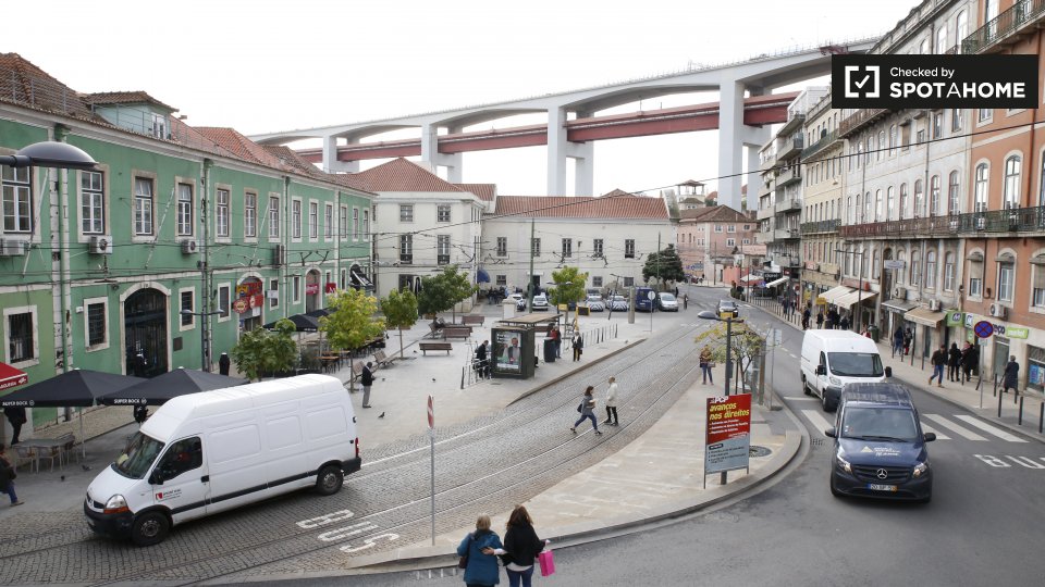 Apartment Lisbon, 1 bed — photo 17