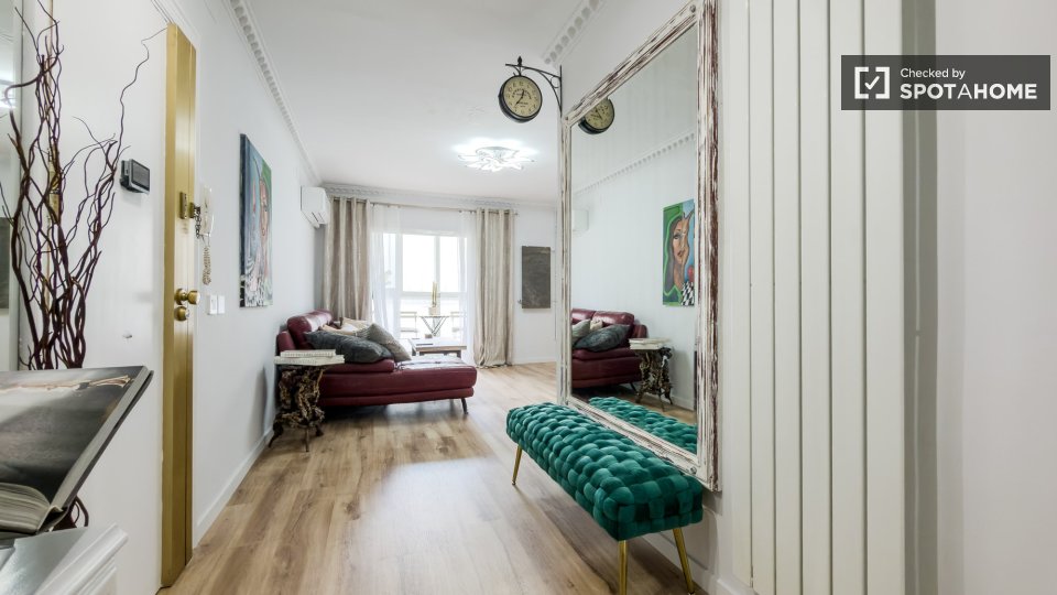 Apartment Barcelona, 3 beds, 67m² — photo 39